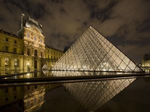Louvre Museum (Paris)