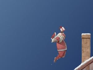 Santa Claus making a dunk