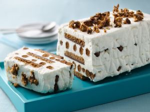 Ice cream cake, with biscuit and nuts