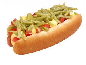 Hot dog with green beans