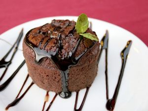 Individual chocolate cake