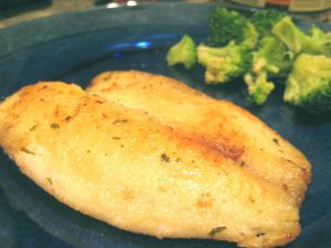Fish fillet with broccoli