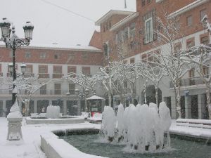 Snowfall in the Plaza Mayor of Torrejón de Ardoz (Madrid, Spain)