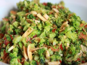 Salad with broccoli
