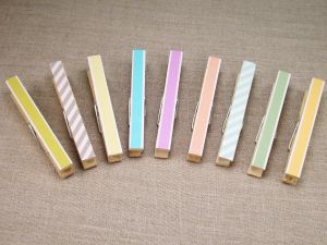 Colored clothespins