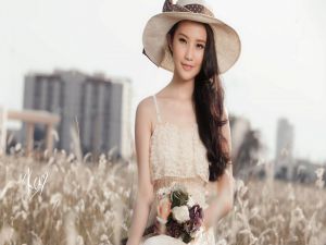 The beautiful model Xuan Thao