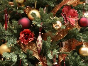 Flowers in the Christmas tree